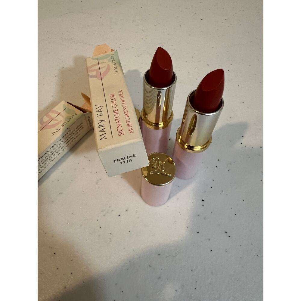 2 Tubes Mary Kay Signature color Praline NEW‎ Lipstick